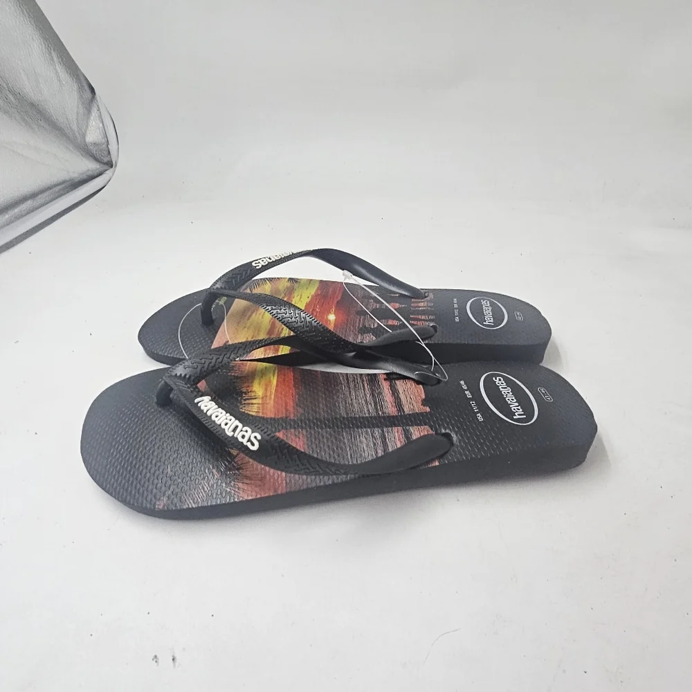 Havaianas Men's Hype Sunset Flip Flops Black Beach Graphic Size 11/12 US